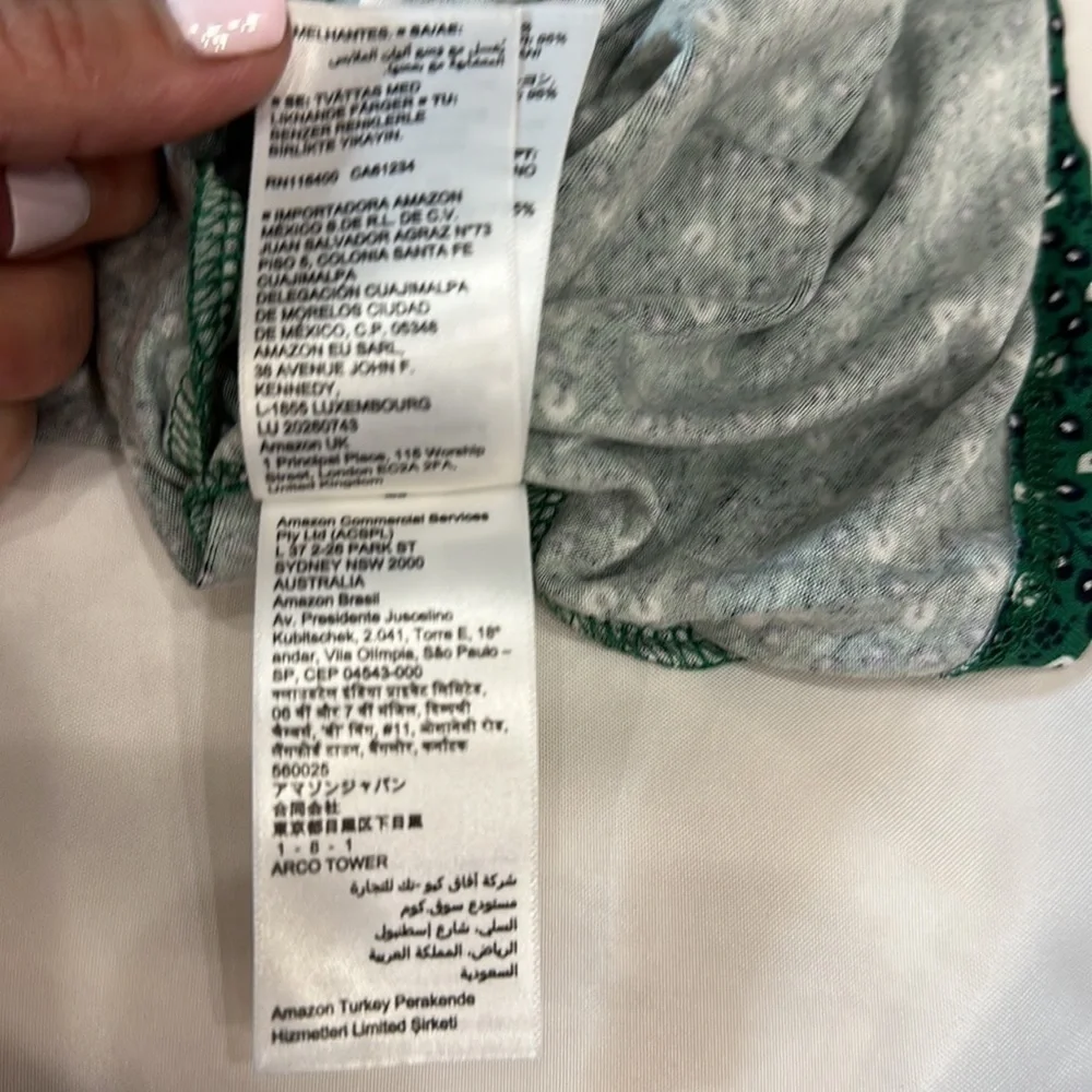 Amazon essentials really soft green floral maxi dress size md. - Picture 9 of 14